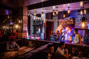 Пинта Bar&amp;Grill на Алтынсарина