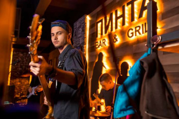 Пинта Bar&amp;Grill Актау