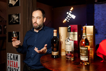 Whisky club in СамИздат БАР